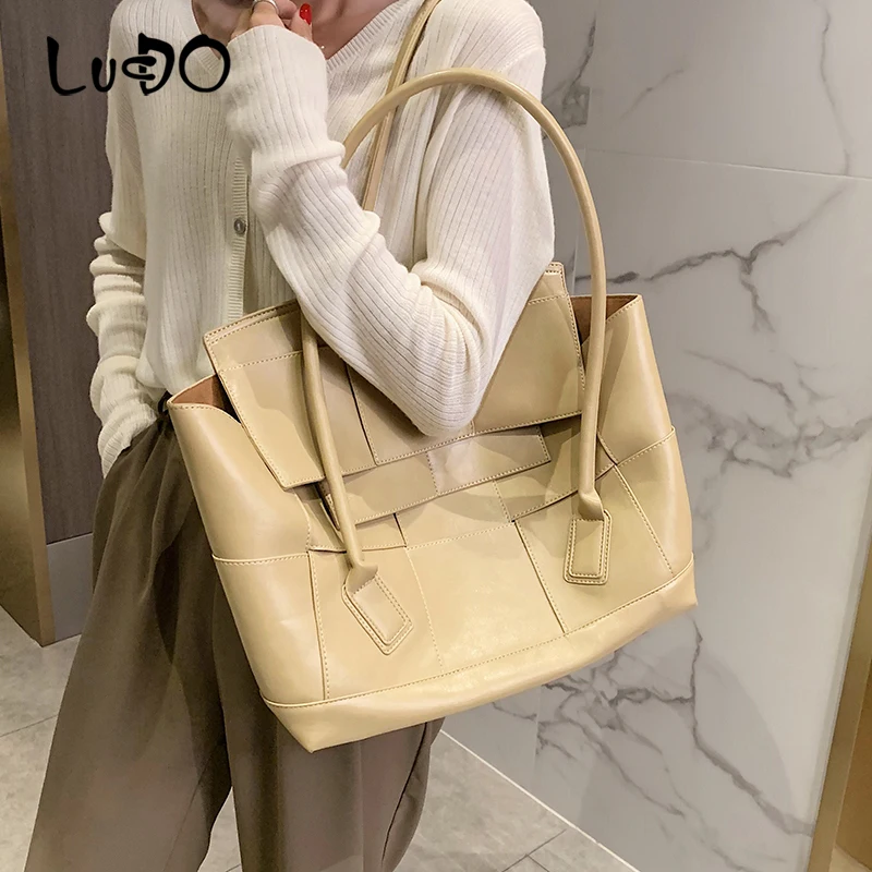 

Fashion Oil Wax Leather Woven Women Handbags Brand Hand Bags 2020 New Large Capacity Shopping Totes Female Travel Shoulder Bag