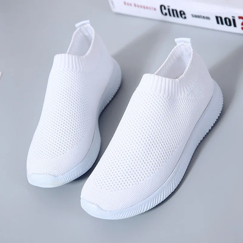 

Women White Sneakers Female knitted Vulcanized Shoes Casual Slip On Flats Ladies Sock Shoes Trainers Summer Tenis Feminino 358sr