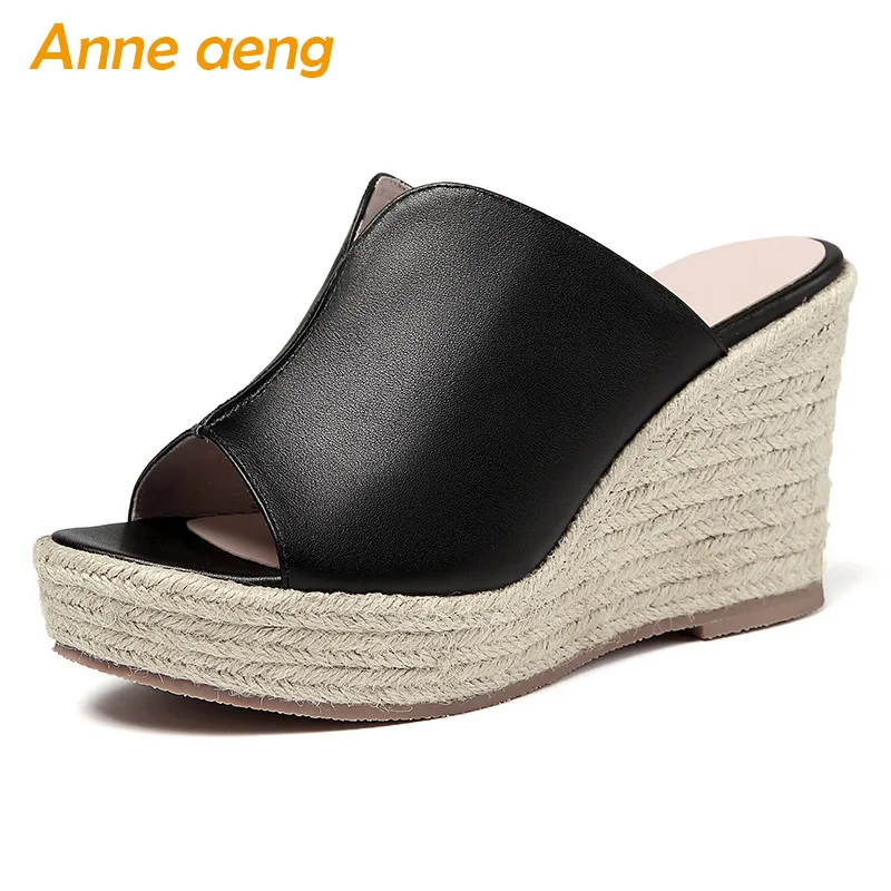 

Женские шлепанцы из натуральной кожи, черные, на высокой танкетке, повседневная обувь на платформе, лето 2020