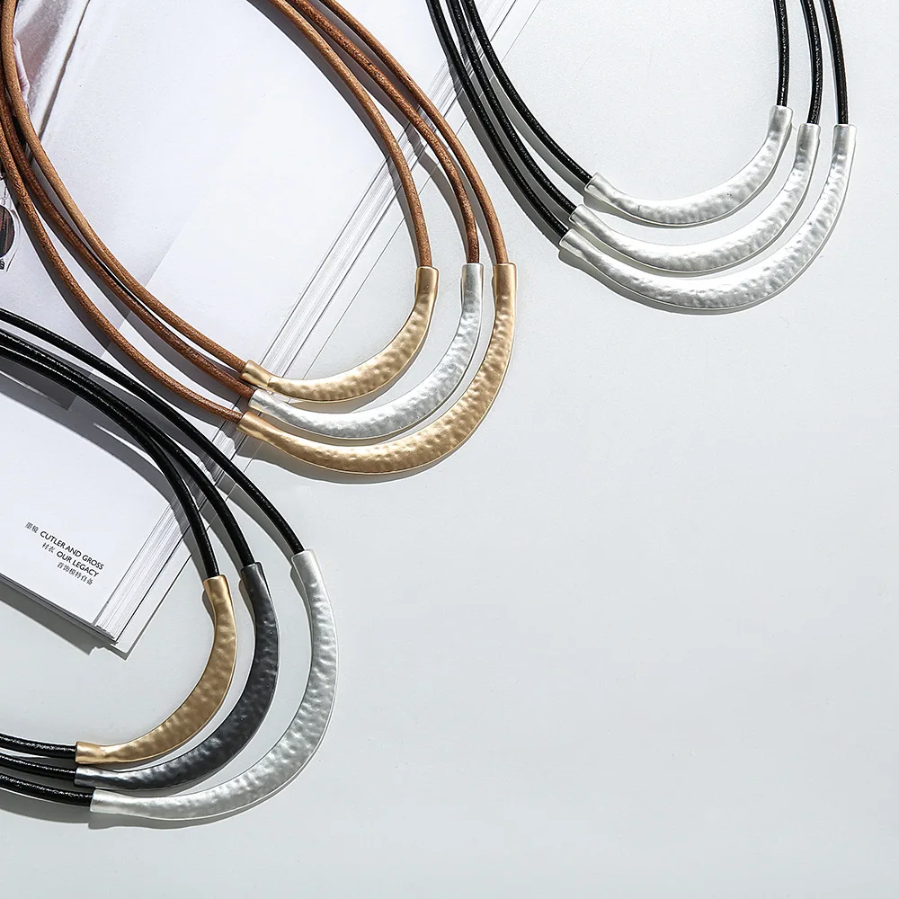 

Popular Geometric Multi-layer Short Women's Necklace Gothic Retro Stainless Steel Female Neck Delicate Clavicle Chain Necklace