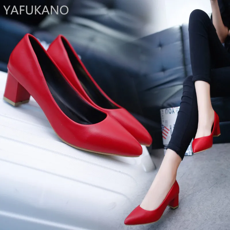 Модные женские туфли лодочки на высоком квадратном каблуке Рабочая обувь с