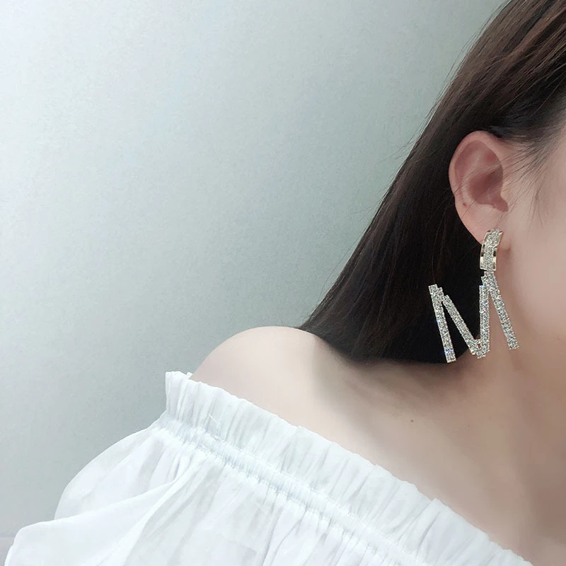 Горячая Распродажа трендовые буквы м серьги преувеличенная индивидуальность