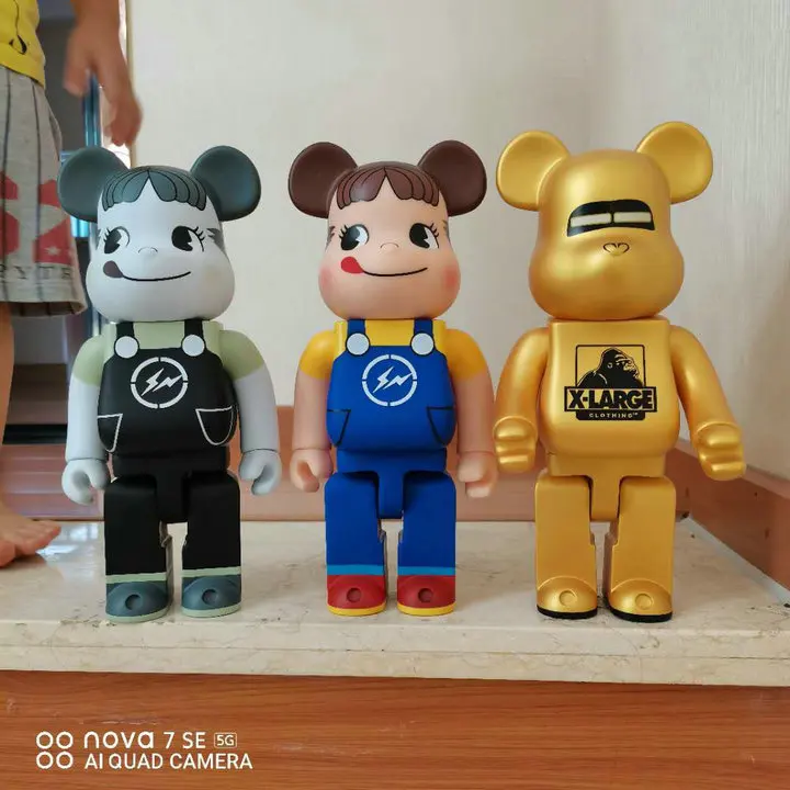 

Street Art 400% 28cm Hot Sale Bearbricks Peko Pvc Action Figure Toys Collection kaw Model Decoration Collectable