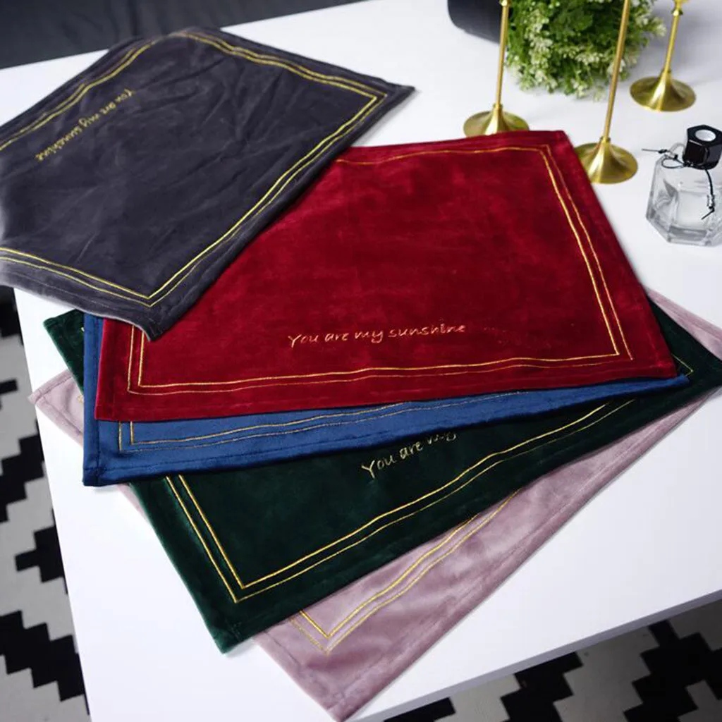 Подставка под столовые приборы подставки стол золотой бархат вышивка Западный