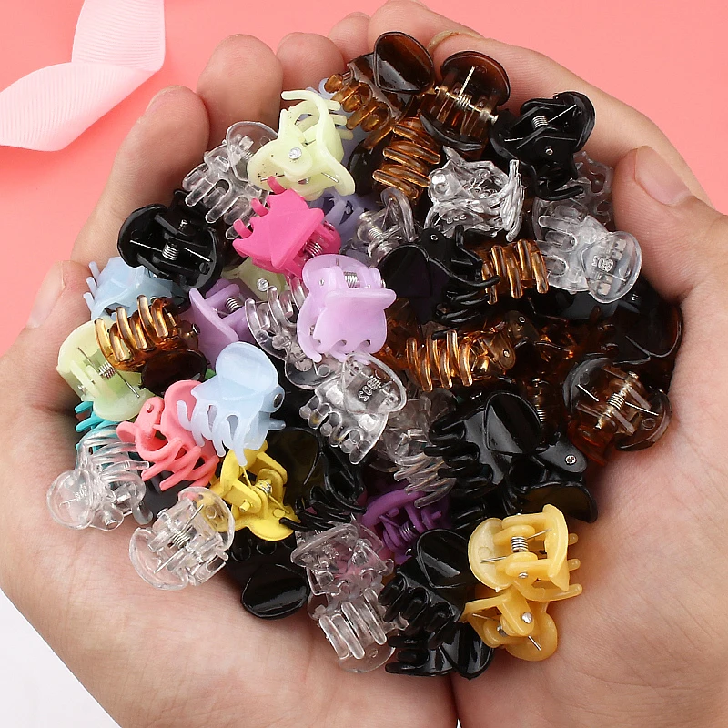 

Korean 1.5cm Black Women Small Claw Clip Headdress Fashion Mini Color Hair Clips Girls Bangs Clip Hair Claw Kid Hair Accessories