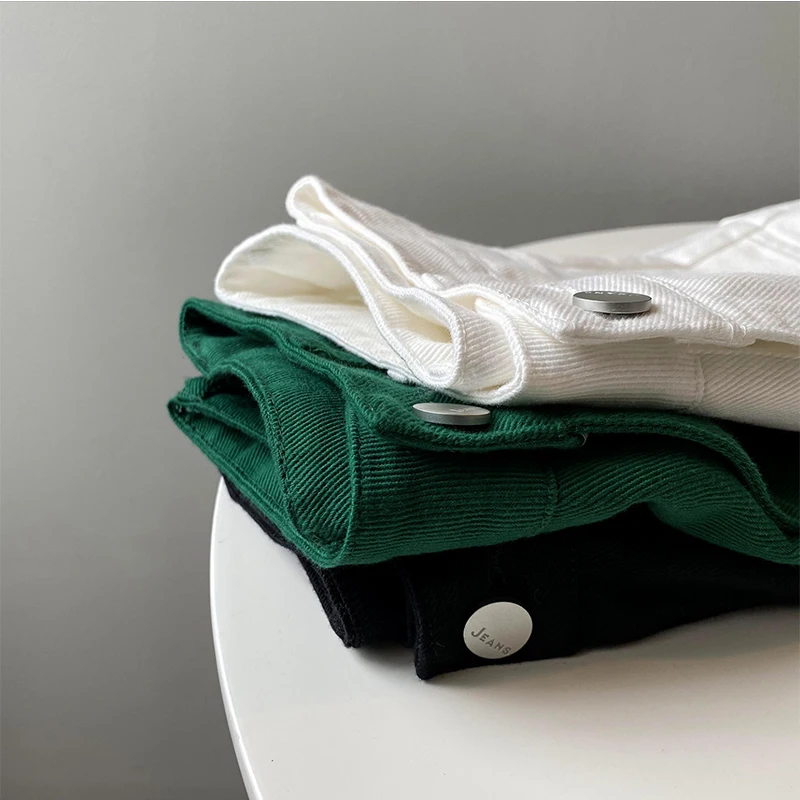 

LY VAREY LIN Summer Casual Women Solid Color Green White Button Fashion Lady Shorts Office Lady Loose High Waist Pocket Shorts