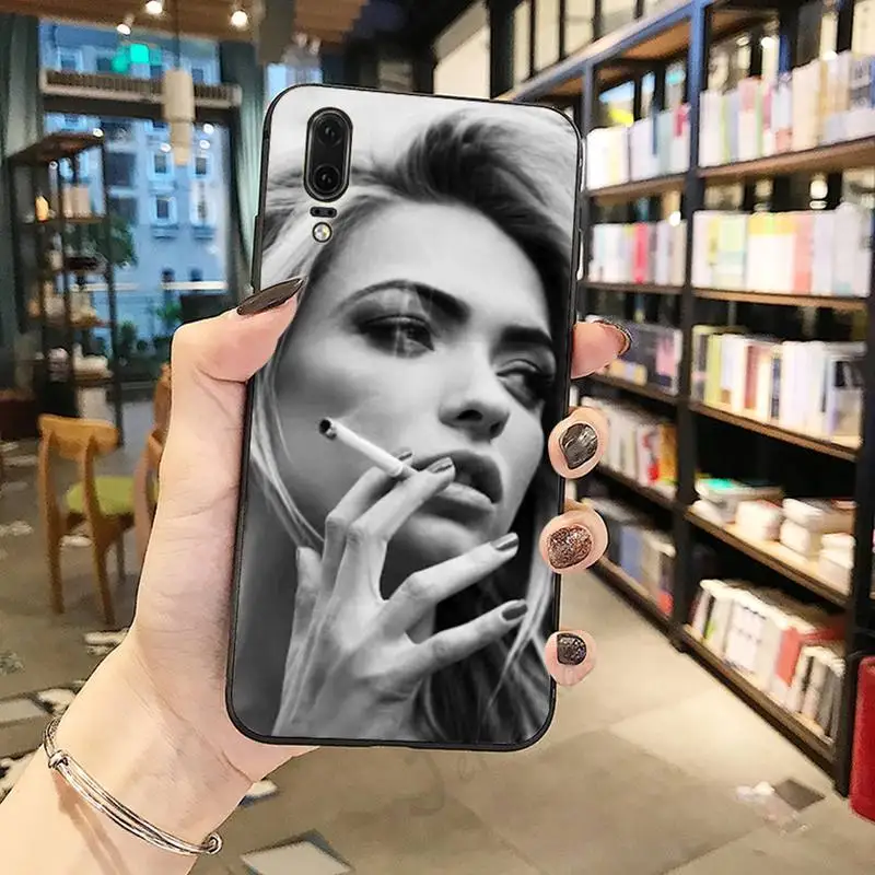 

Sexy red lips Girl smoke Phone Case For Huawei honor Mate P 10 20 30 40 Pro 10i 9 10 20 8 x Lite