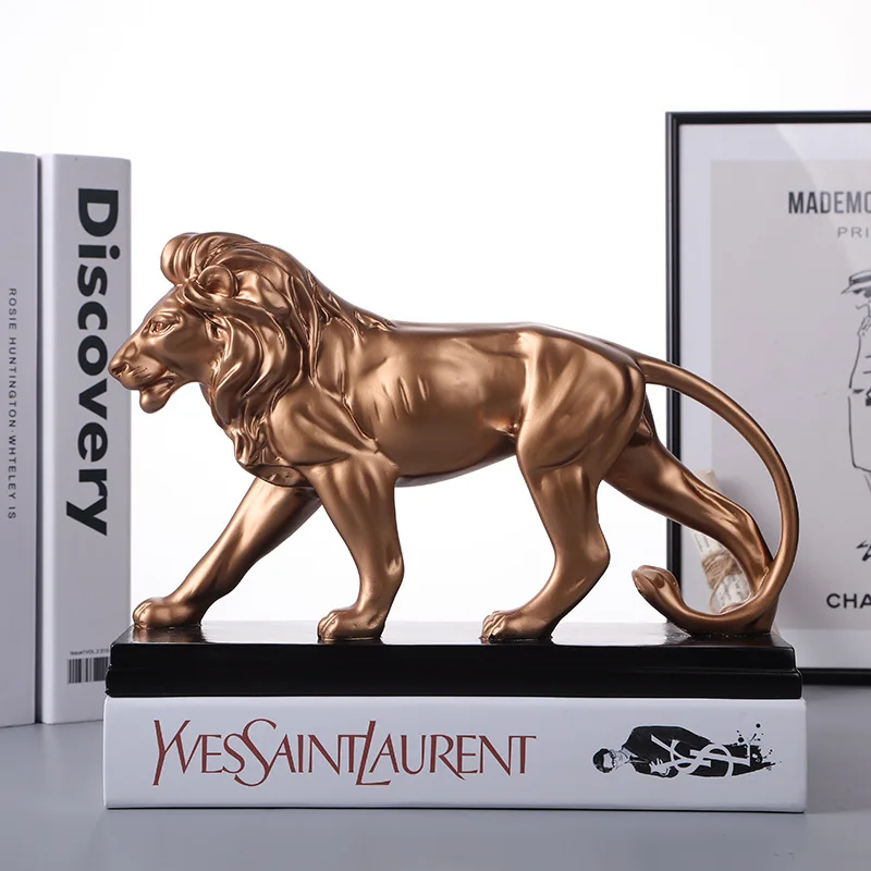 

European Home Decor Lion Ornaments Living Room Decoration Office Business Desk Ornaments Christmas Decorations ResinCrafts Gifts
