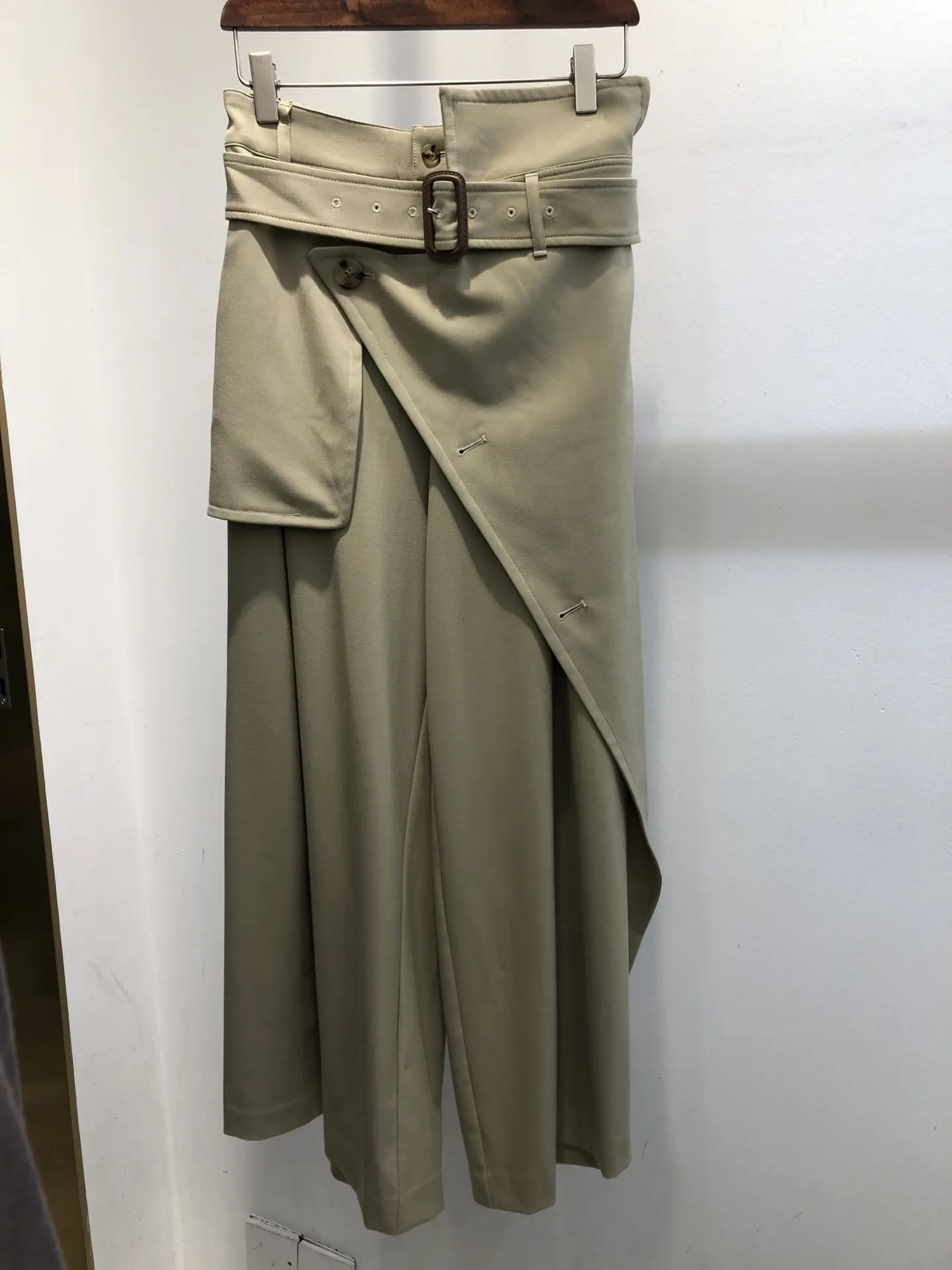 

loose fashion 2023 ladies belt irregular trousers 1106