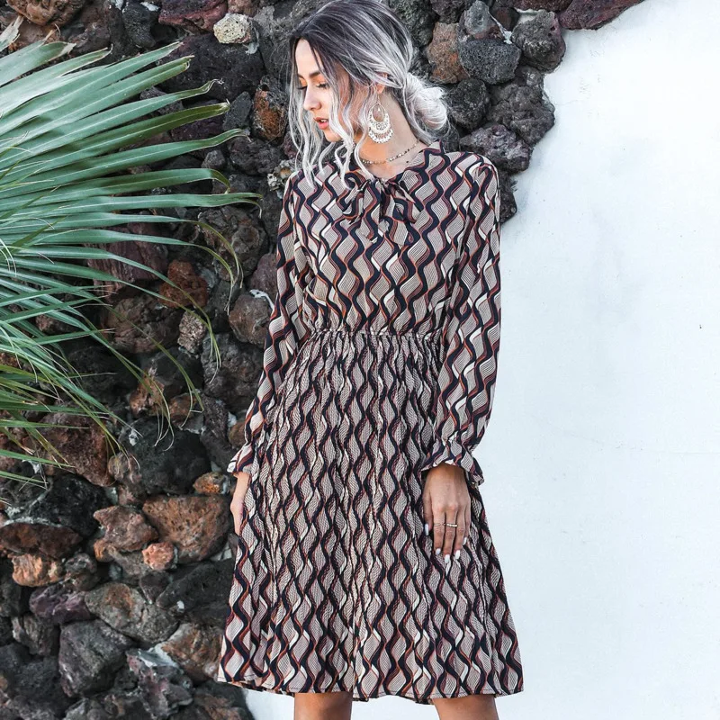 Женское новое платье в горошек с милым принтом летнее длинным рукавом короткое