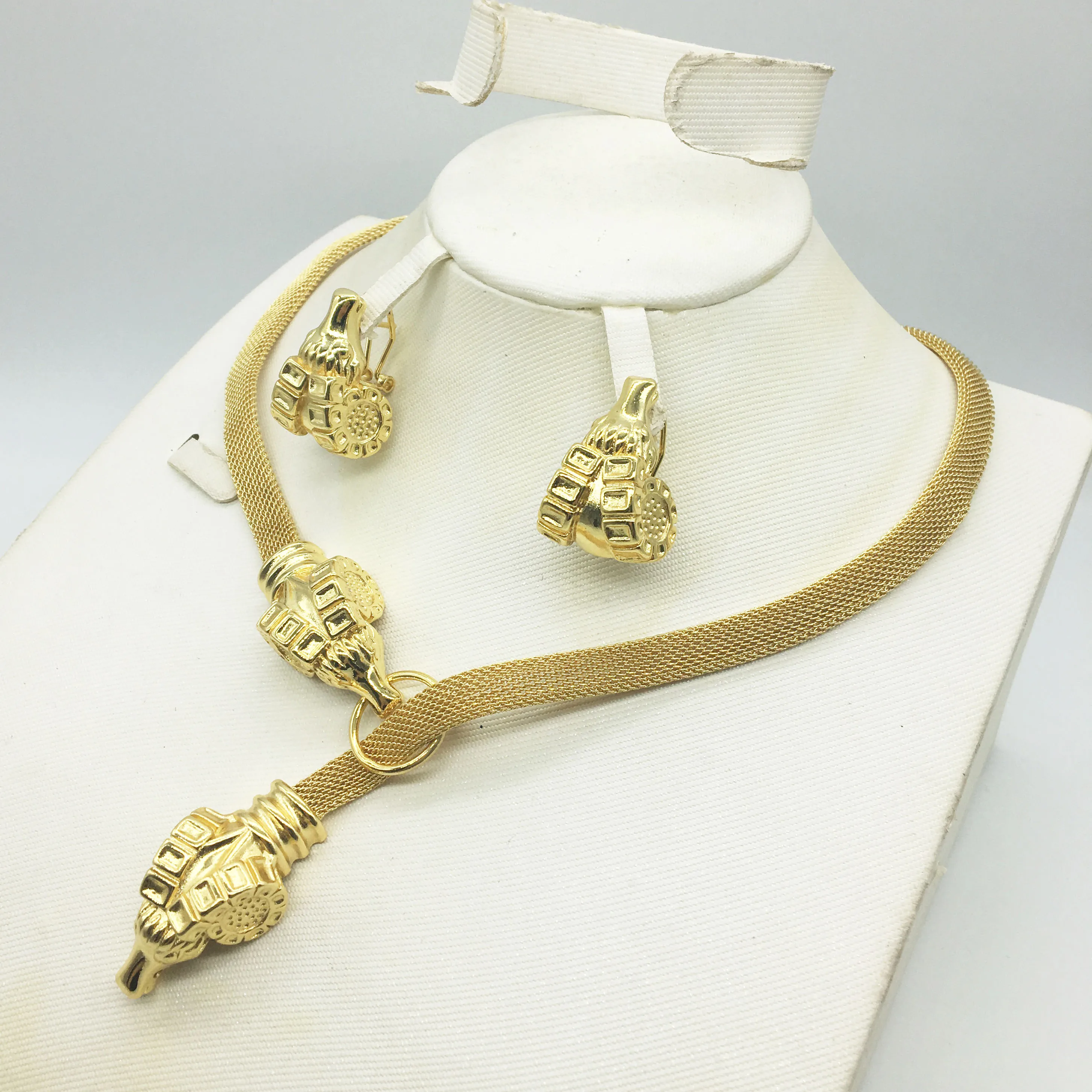 Новые модные комплекты ювелирных украшений для невесты Дубайский костюм