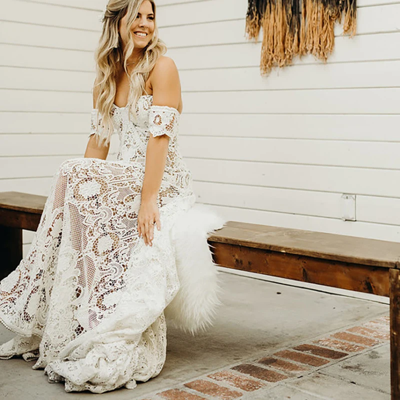 

Sweetheart Cut Out Lace Off Shoulder Wedding Dress Custom Made Plus Size Drop Ship Photography Zipper Short SleevesBridal Gowns