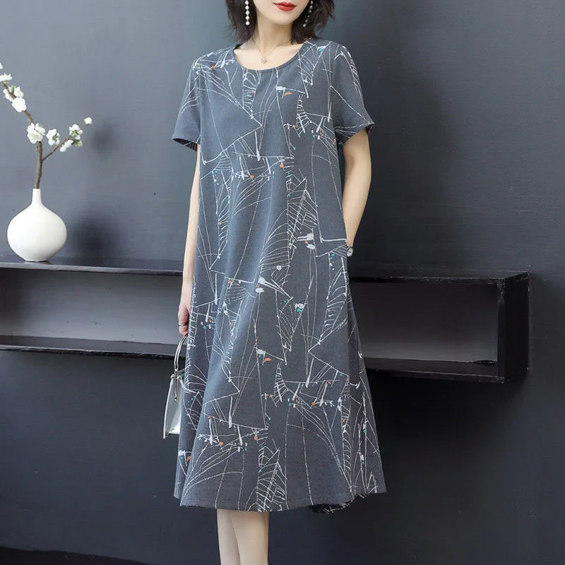 

New Large Size Summer Leisure Loose Printed A-shaped Skirt Mid-long Short Sleeve Printed Skirt Female Skirt SS636