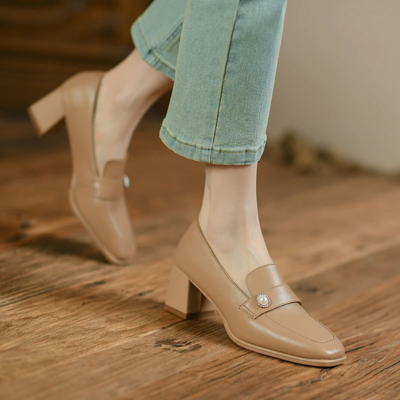 Туфли-лодочки женские из натуральной кожи на толстом высоком каблуке без