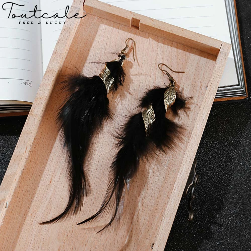 

TOUTCALE Long Fringed Black Feather Leaves Earrings Temperament Wild Earrings Super Fairy Earrings Female Boho Indian Jewelry