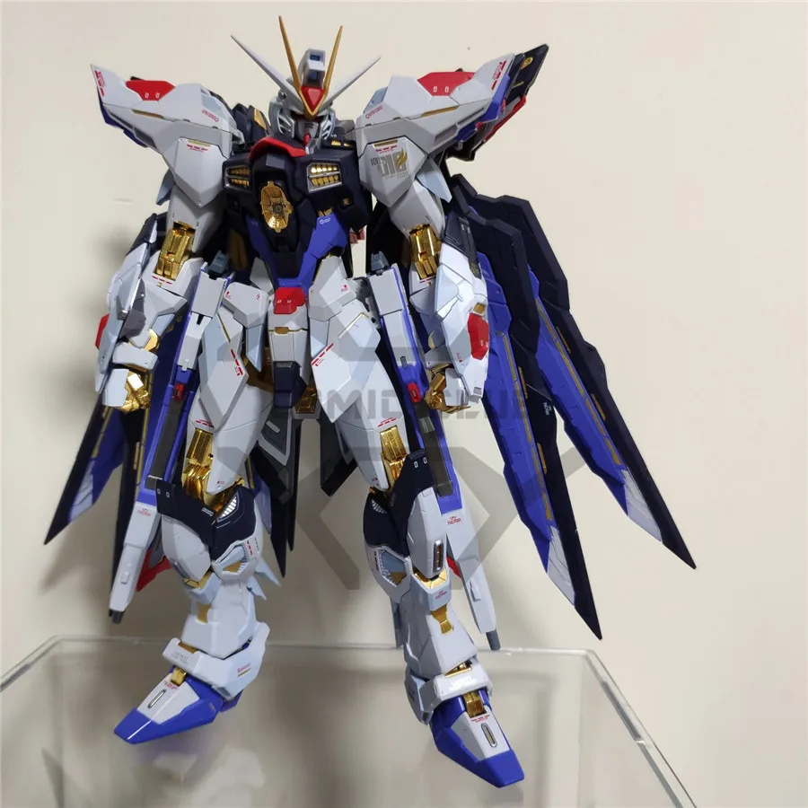 COMIC CLUB в наличии металлические модели строительные MB Gundam Страйк Фридом soul bule ver