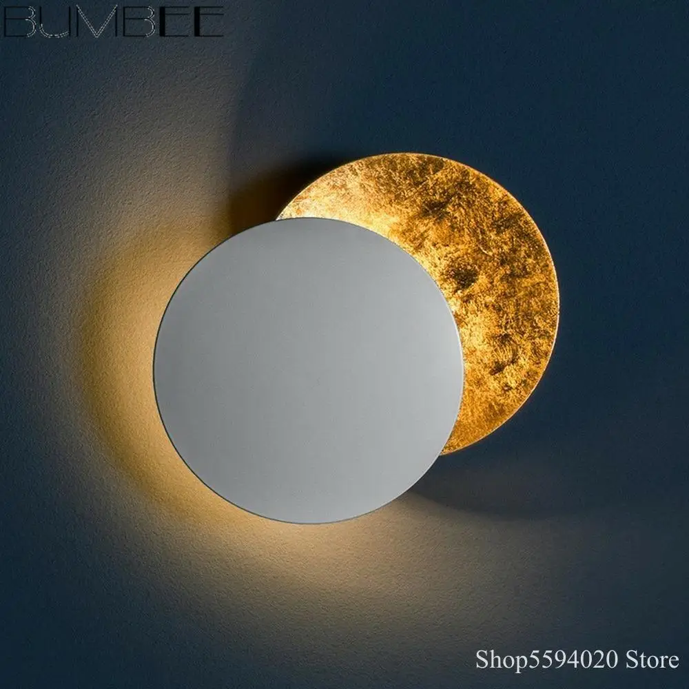 Итальянский дизайнерский настенный светильник в виде Луны на солнечных батареях