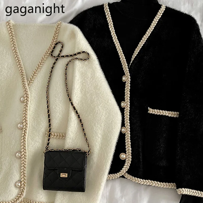 

Gaganight женский кардиган 2021 осень Французский Ретро Нежный темпераментный Модный Универсальный свитер с V-образным вырезом и жемчужными пуго...
