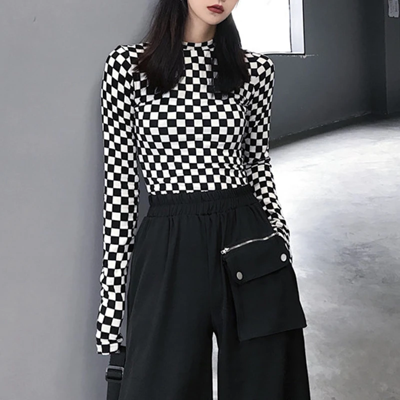 Женская черно-белая клетчатая футболка тянущаяся облегающая Корейская в стиле
