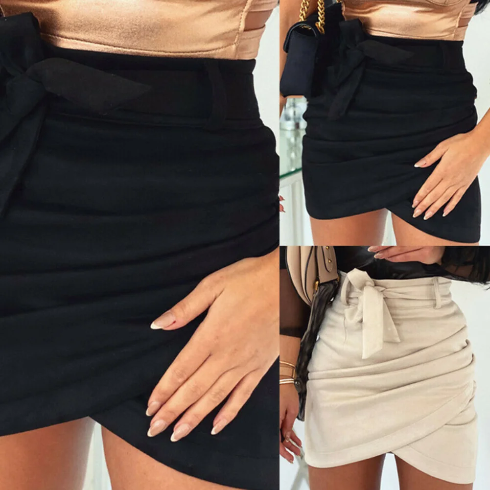 Женская облегающая мини юбка с поясом асимметричным подолом и высокой талией