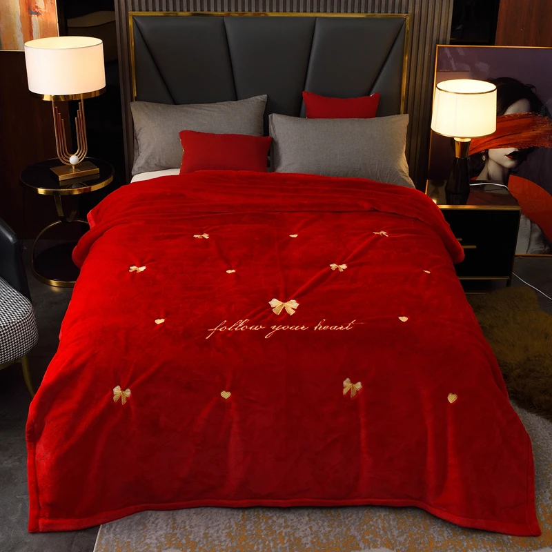 

4kg warm blanket for winter imitation of rabbit hair yarn heart shape weighted blankets bed cover soft velvet 78"x90" in China