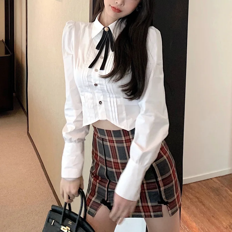 

Plaid short skirt, lace chiffon shirt, cotton white shirt