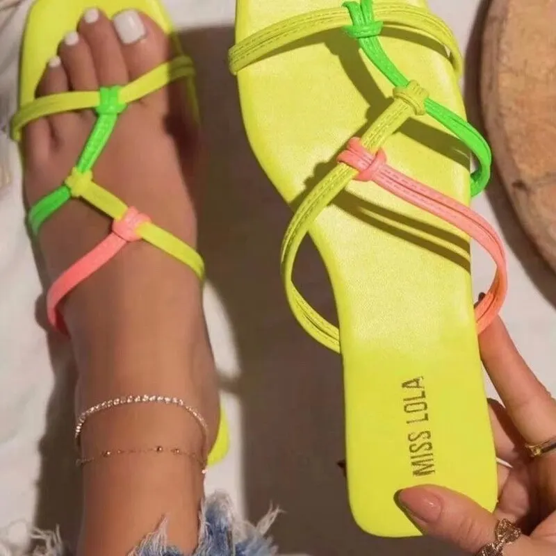 

Summer Women Slippers Flat Cross Strap Flat Ladie Sandals Fashion Non-Slip Outdoor Beach Women Shoes zapatos de mujer