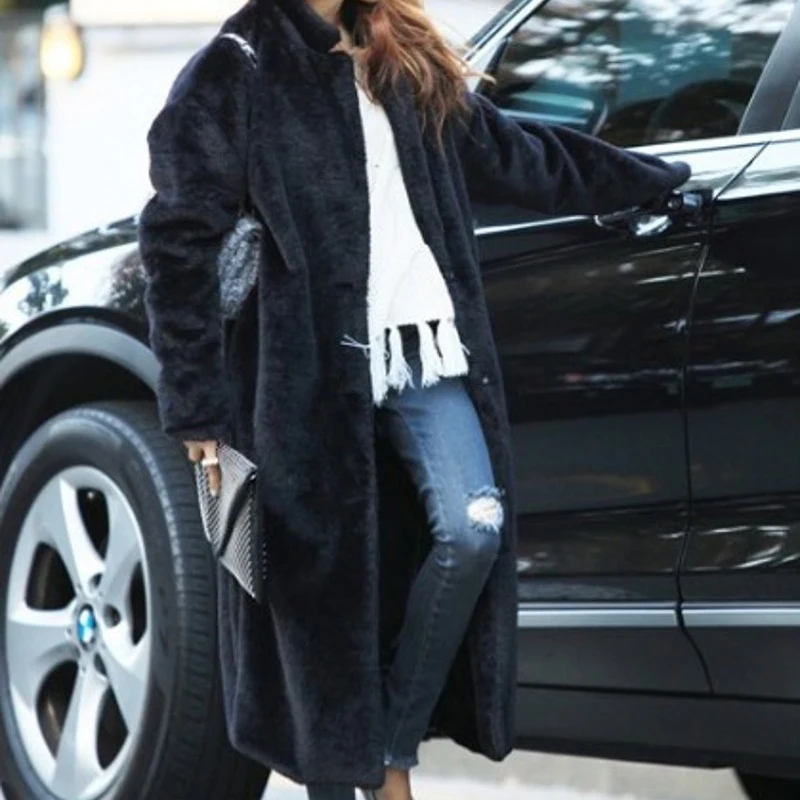 Модная длинная куртка из искусственного меха кролика с воротником-стойкой