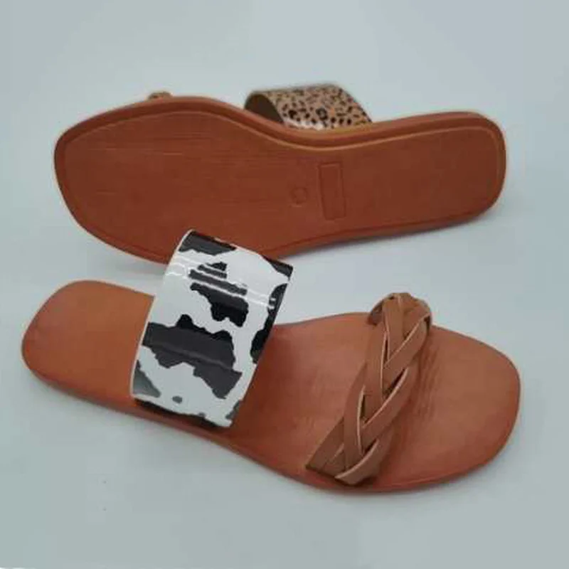 

Summer Women Weaving Slippers Pu LeatherAnimals Print Flat Heel Two-layer Slides Beach Outdoor Sandals Luxury Sexy Ladies Shoes