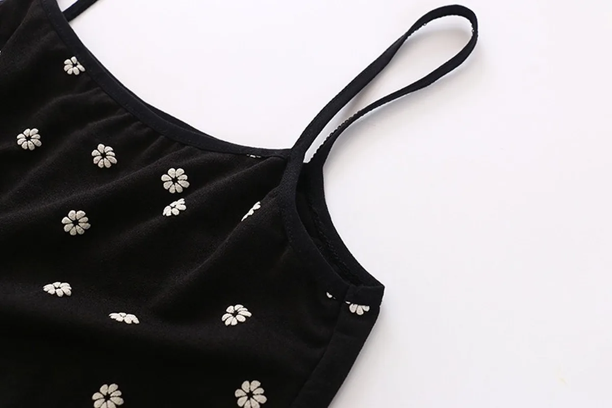 Милое летнее платье на бретельках для девочек новинка черное белое с цветочным