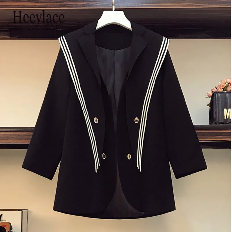 

Coats & Jackets