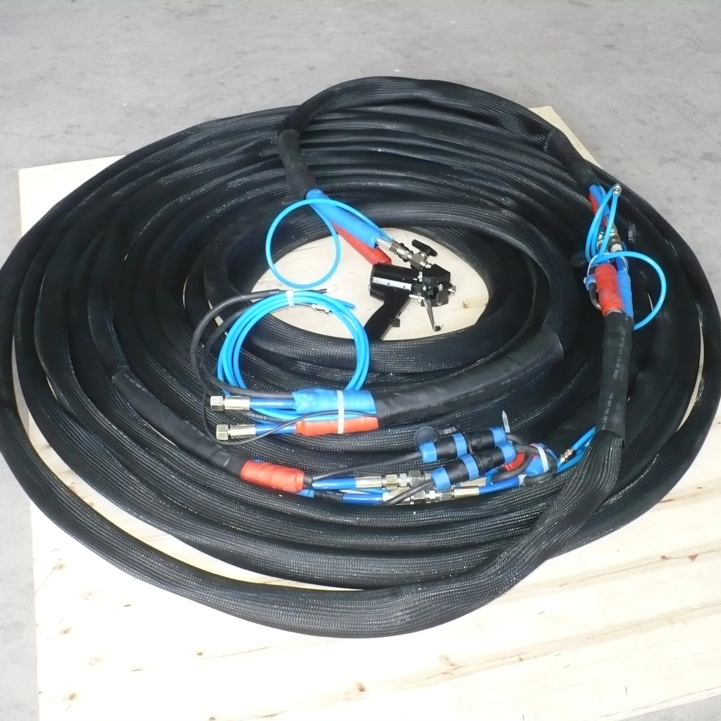 Полиуретановый нагревательный шланг полиуретановый 15 м для распылительной