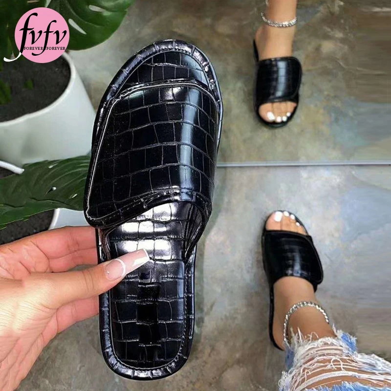 [FVFV] женские пляжные шлепанцы Обувь 2020 года Женские сандалии с заклепками