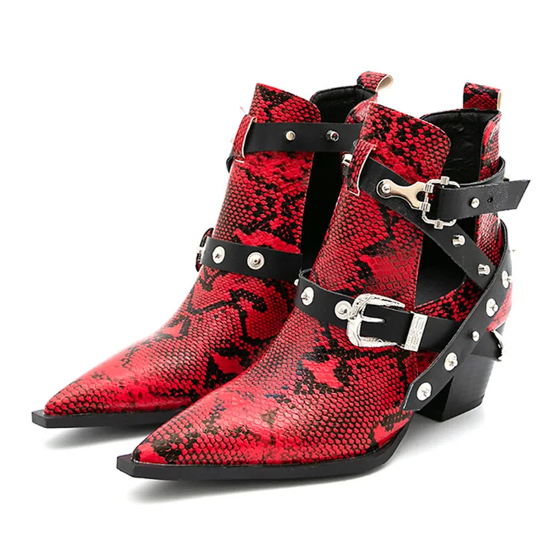 Женские винтажные ботильоны на шнуровке с вырезами острым носком и заклепками
