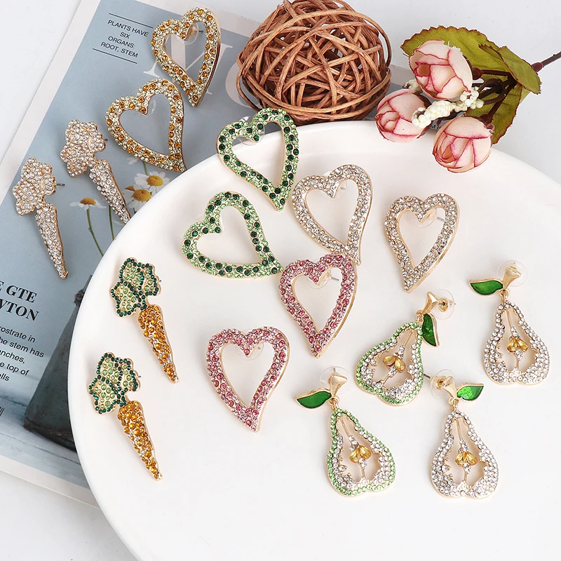 Оптовая продажа JUJIA класса люкс любящее сердце серьги со шпилькой для женщин