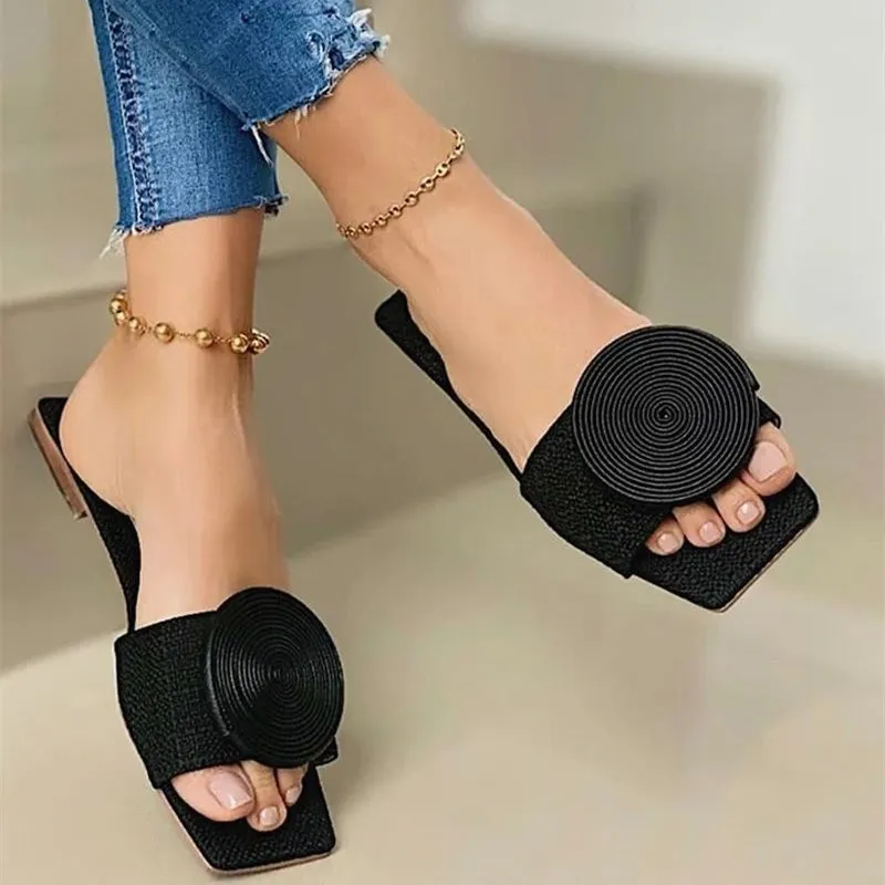 

2021 summer new round buckle flat sandals ladies casual flat shoes fashion beach slippers mosquito coil women's shoes fashion