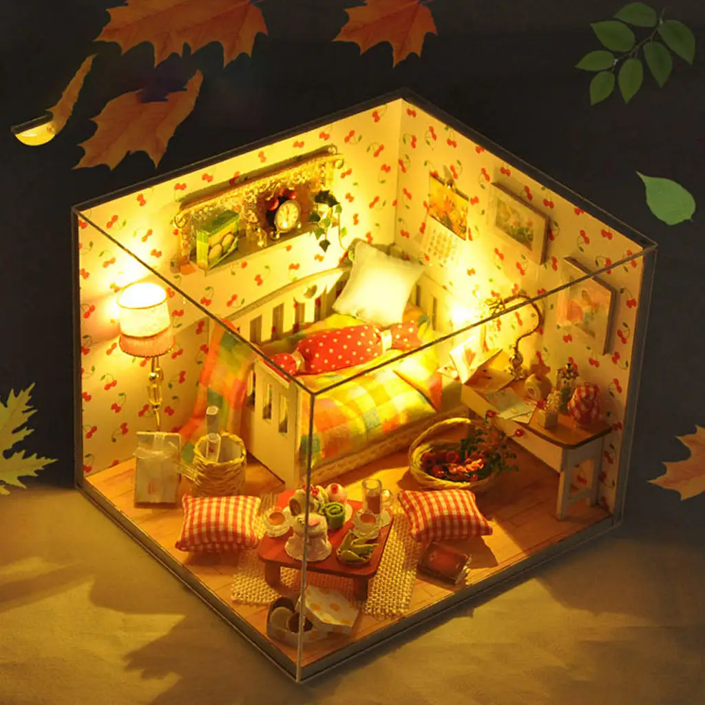 

3D Wooden Miniature DollHouse Dustproof Cover Puzzle Toy New Year Gift