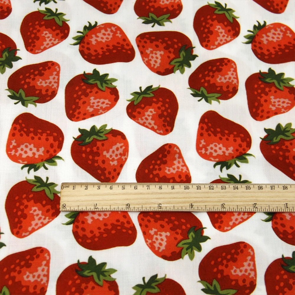 Лоскутная ткань из полиэстера и хлопка в виде клубники для детского домашнего