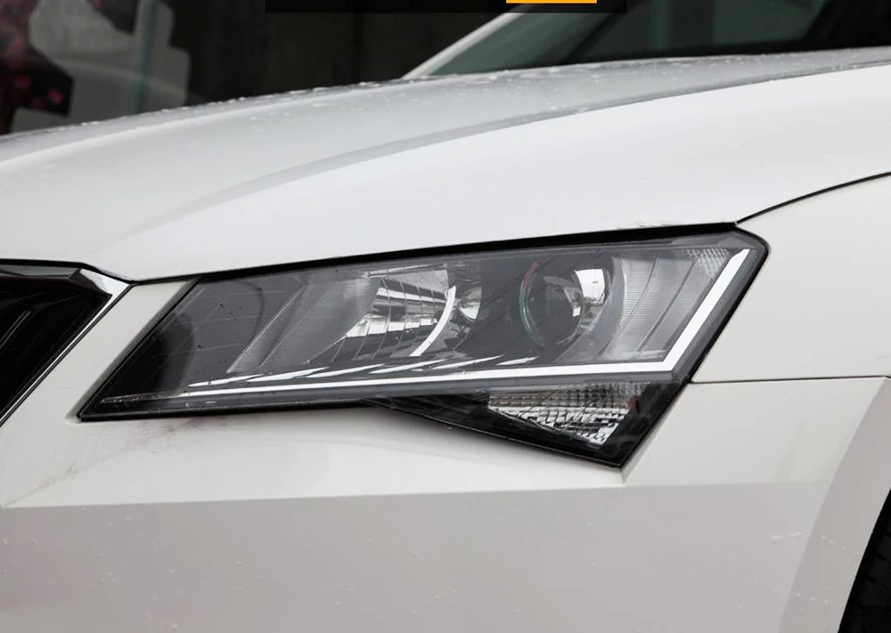 Для Skoda Superb Автомобильная фара с прозрачными линзами