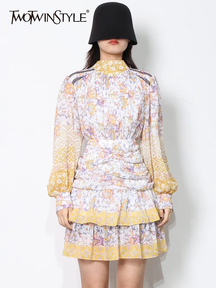 

TWOTWINSTYLE Casual Slim Print Temperament Dress Female Round Neck Long Sleeve Fashion Dresses For Women Autumn Style 2021 New
