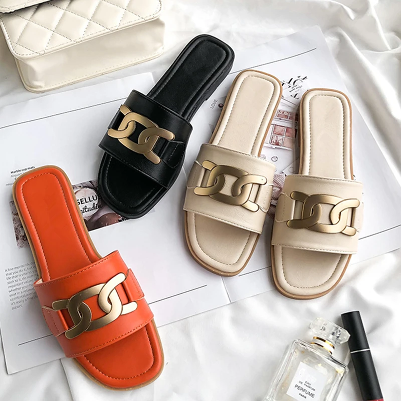 

Summer Black Fashion Designer Flat Women Slippers Orange Metal Buckle Flip Flops Soft Comfortable Apricot Women Sandals Discount