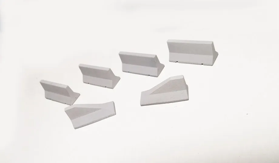 

1/64 Scale Die-casting Resin Car Model Car Scene Accessories Series Simulation Cement Guardrail Model Scene Layout Toy