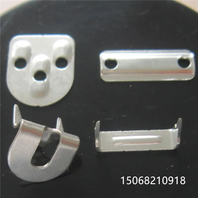 Брюки с металлической цепью на трех ножках 4 шт. в комплекте крючком