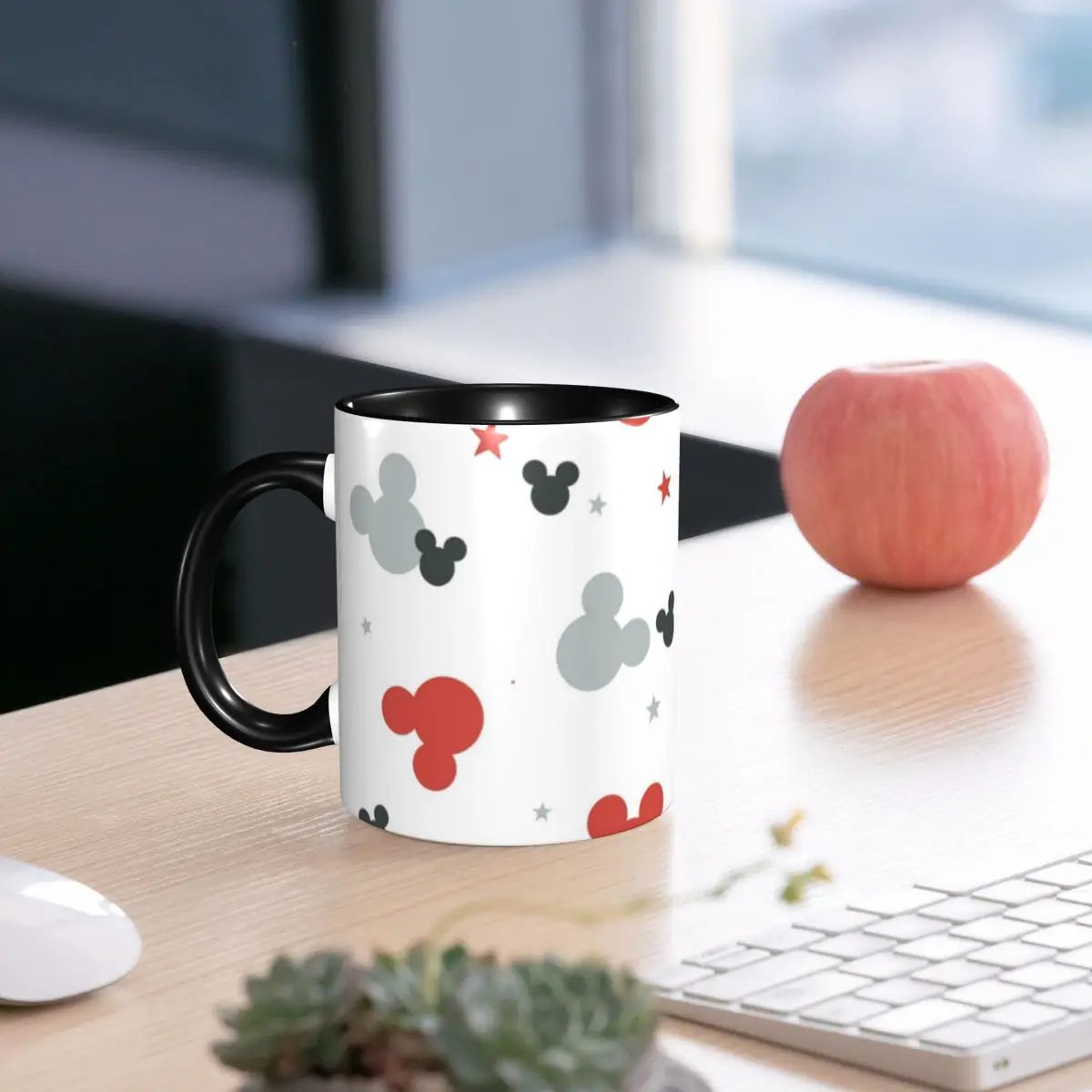 

Disney Mickey Minnie eramic Mug coffee cup Cartoon Christmas Gift For Friends classic Cartoon coffee mug Original mugs Anime