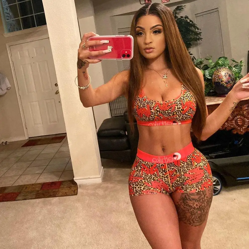 Ethika Для женщин набор 2 pieceContrast письмо Жилет c героями мультфильмов спортивный