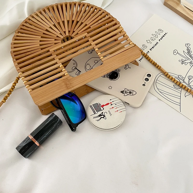 

Design Hollow out Handbags Bamboo Women Crossbody Bags 2021 Summer Woven Beach Tote Messenger Luxury Bags Female Purse