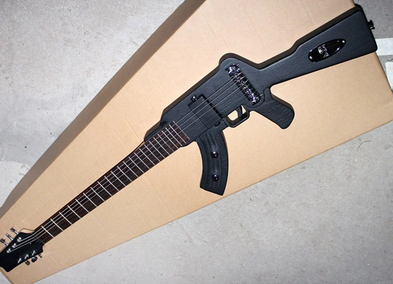 Бесплатная доставка черная электрическая гитара 47 в форме пистолета с