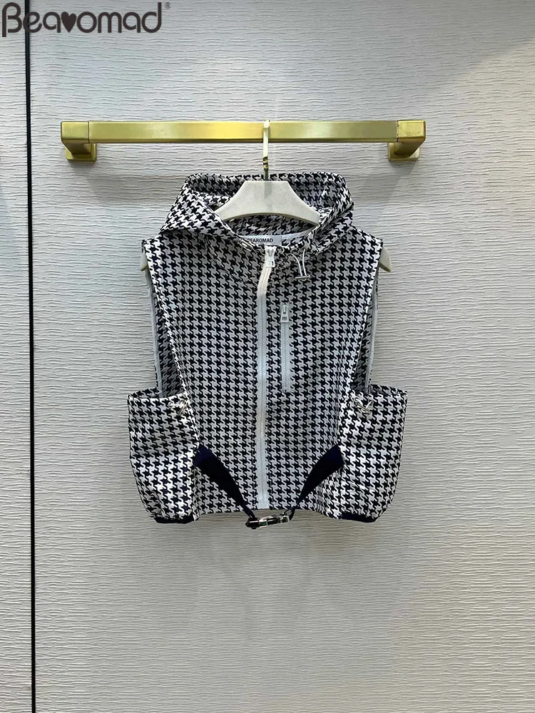 

Bearomad Fashion Woman Summer Short Paragraph Cotton Jacket Vest Hooded Sleeveless Houndstooth Pattern Printing Outer Take Vest