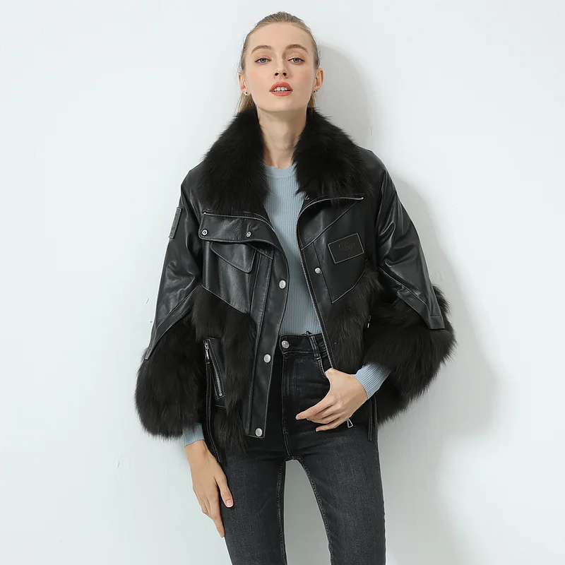 

2021 New Fox Fur Grass Coat Young Women's Motorcycle Short Fashion Sheep Fur Integrated Winter Coat