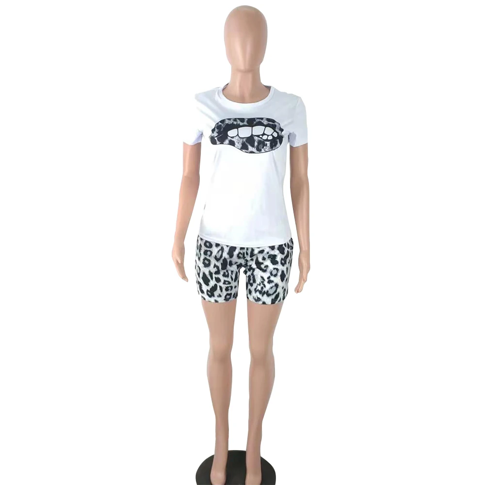 

New Big Lip Print 2-Piece Set Spring 2021 Plus Size Womens Short-Sleeved Top + Leopard Print Shorts With Fashionable Casual Suit